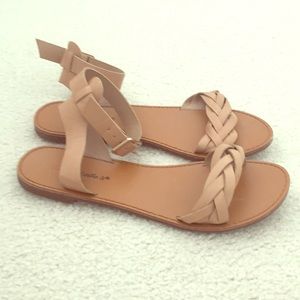 Brown/camel colored sandals